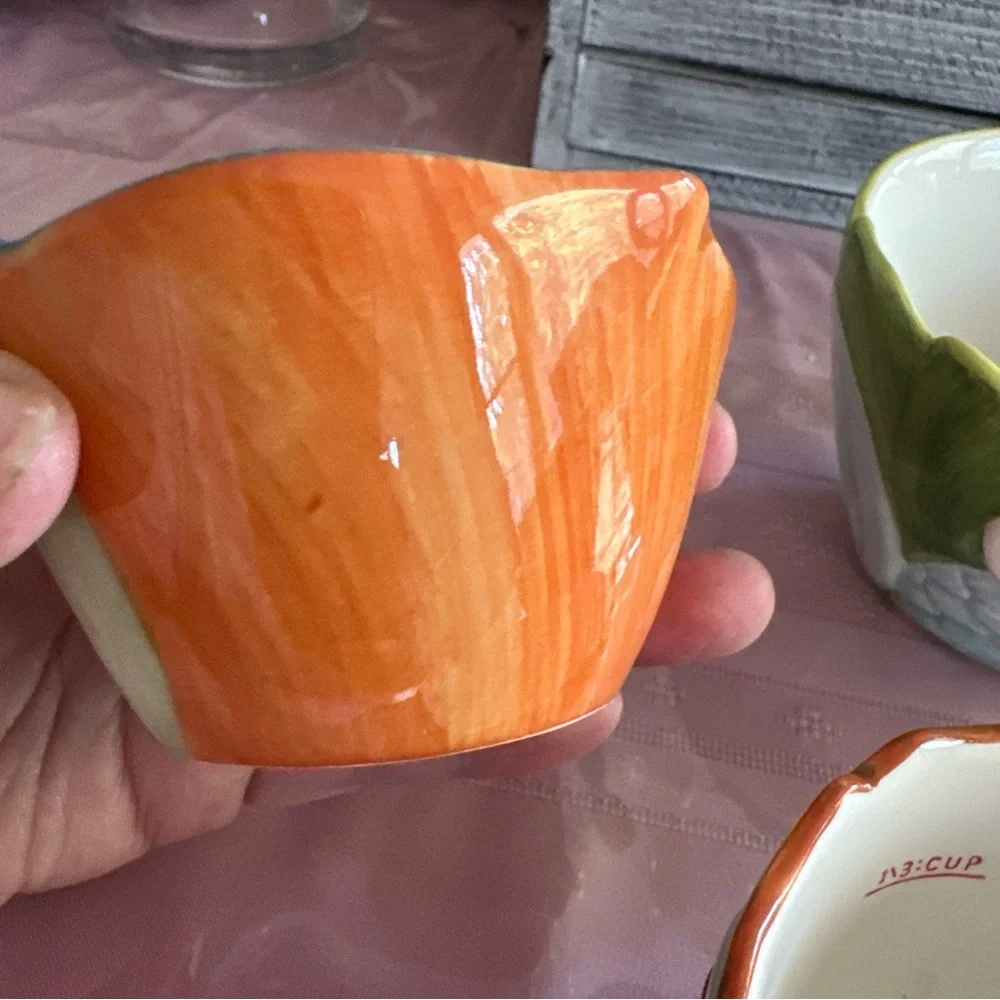 Pier 1 imports set of four measuring cups nesting, hand painted stoneware new